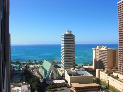 Waikiki Banyan Remodeled Ocean View Condo 2212